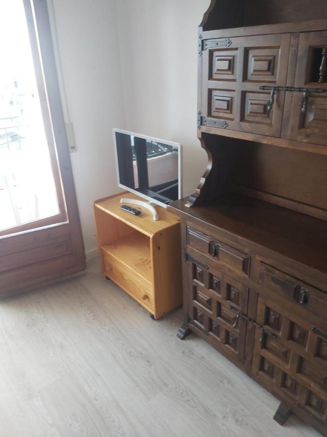 Estudi Amb Vistes Al Canal Apartman Empuriabrava Kültér fotó